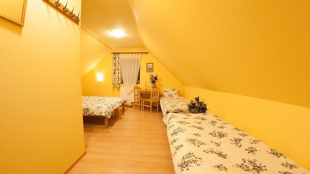 Penzion Zatisi Mikulov Room photo